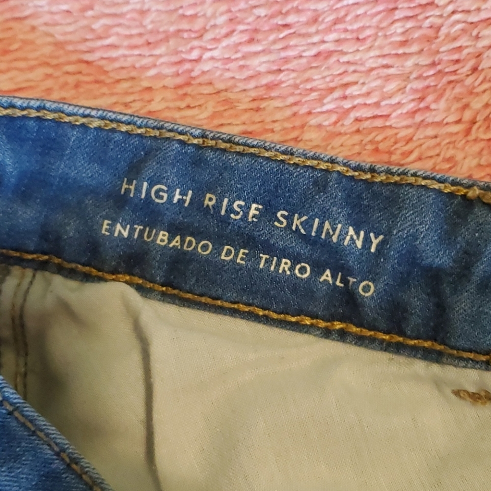 Universal Thread High Rise Skinny Jeans - Size 2 - Picture 3 of 3